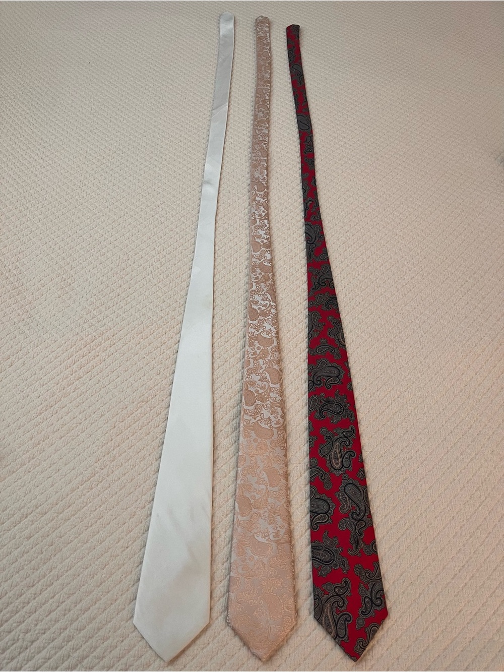 Evan Picone White, Beige and Red Paisley Skinny Tie Trio